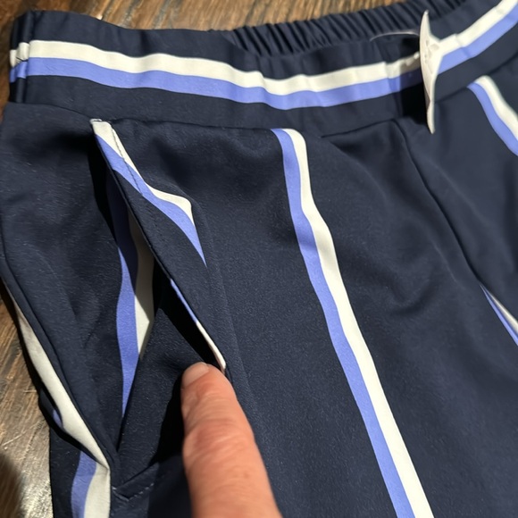 **NWT** Lou & Grey Striped Pant w/Pockets - Picture 6 of 7